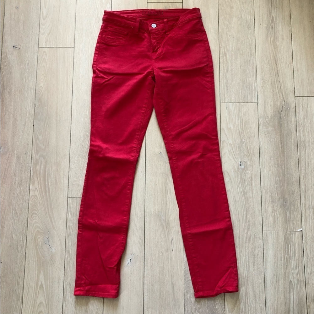 J Brand 811 Mid Rise Skinny Leg Pants in Bright Red Size 26
